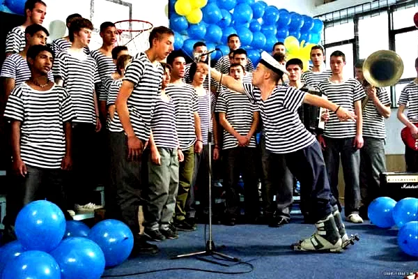 Photo 5 du film : Les enfants invisibles