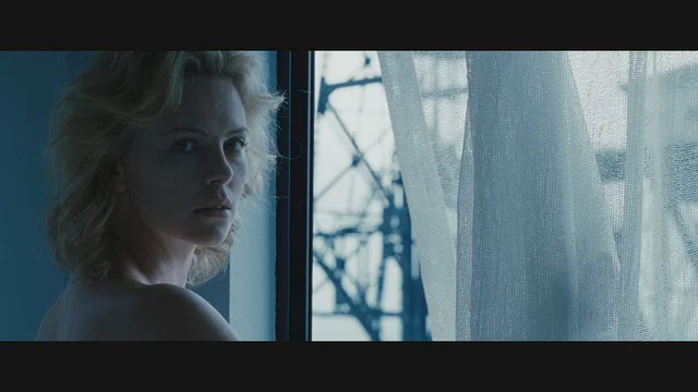 Photo 10 du film : Loin de la terre brûlée