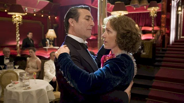 Photo 4 du film : Miss Pettigrew 