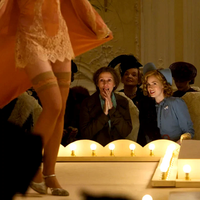 Photo 9 du film : Miss Pettigrew 