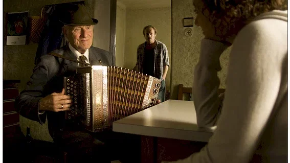 Photo 9 du film : Revanche