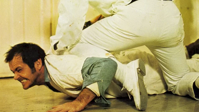 Photo du film : Vol au-dessus d'un nid de coucou