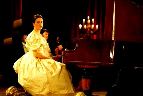 Photo 2 du film : Clara 