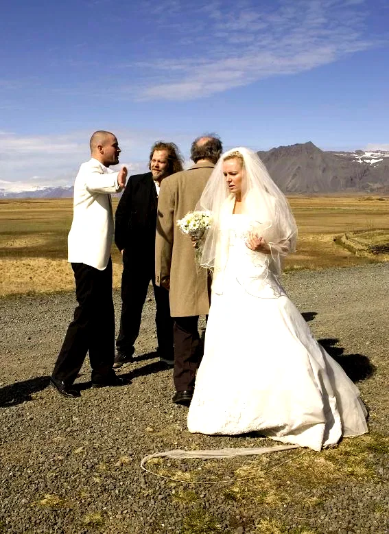 Photo 2 du film : Mariage à l'islandaise