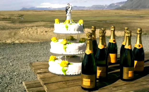 Photo 3 du film : Mariage à l'islandaise