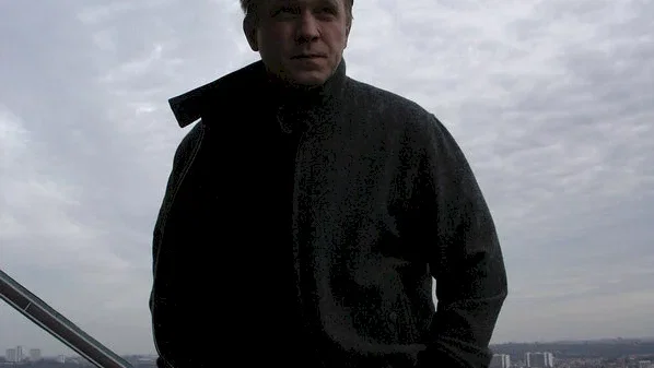 Photo 16 du film : Où est la main de l'homme sans tête ?