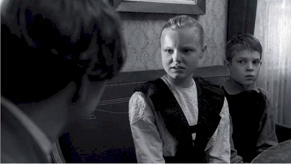 Photo du film : Le Ruban blanc 