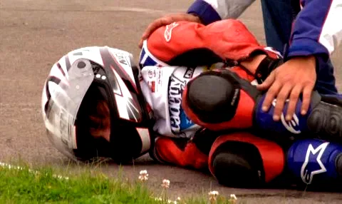 Photo 5 du film : Portrait de groupe avec enfants et motocyclettes