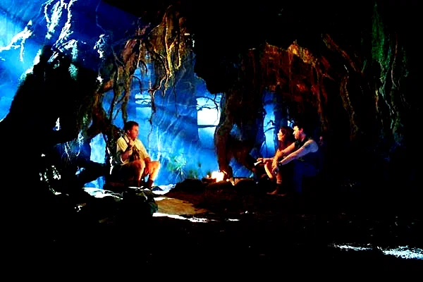 Photo 14 du film : Le monde (presque) perdu 