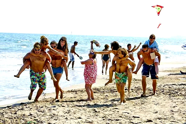 Photo 8 du film : Vacances à la Grecque 
