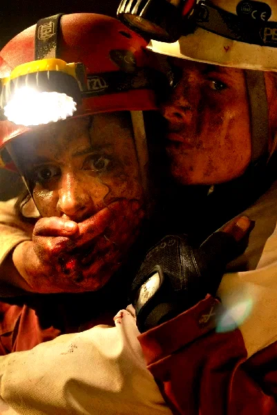 Photo 2 du film : The Descent : Part 2