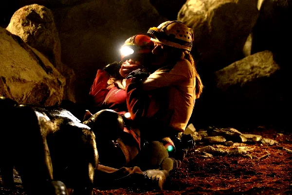 Photo 9 du film : The Descent : Part 2