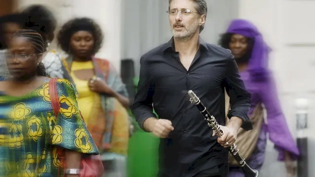 Photo 8 du film : La Folle Histoire d'Amour de Simon Eskenazy