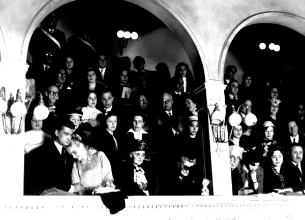 Photo 4 du film : Nuits blanches