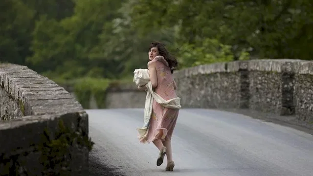 Photo 16 du film : Cracks