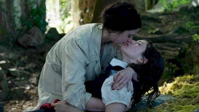 Photo 19 du film : Cracks