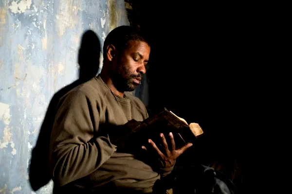 Photo 34 du film : Le Livre d'Eli