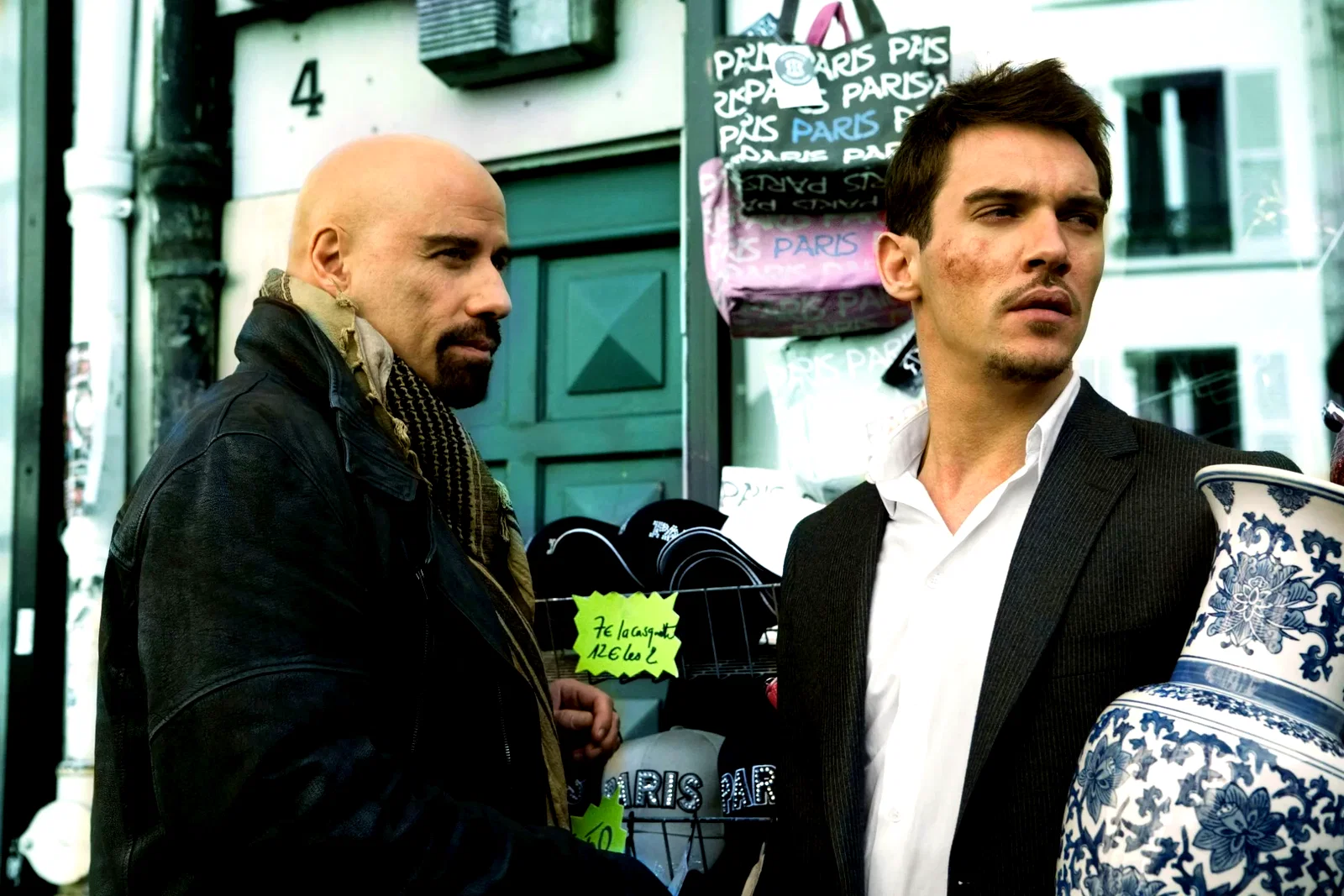 Photo 23 du film : From Paris with love