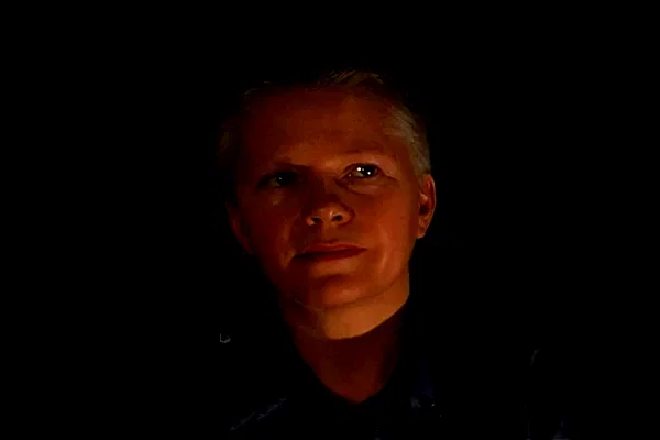 Photo 14 du film : Pourquoi le dire ?