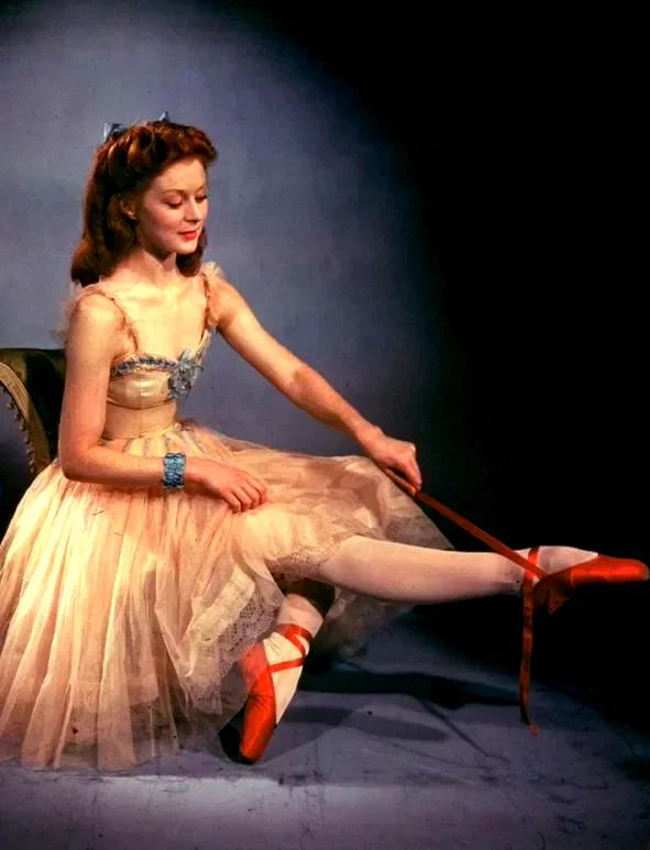 Photo 2 du film : Les chaussons rouges