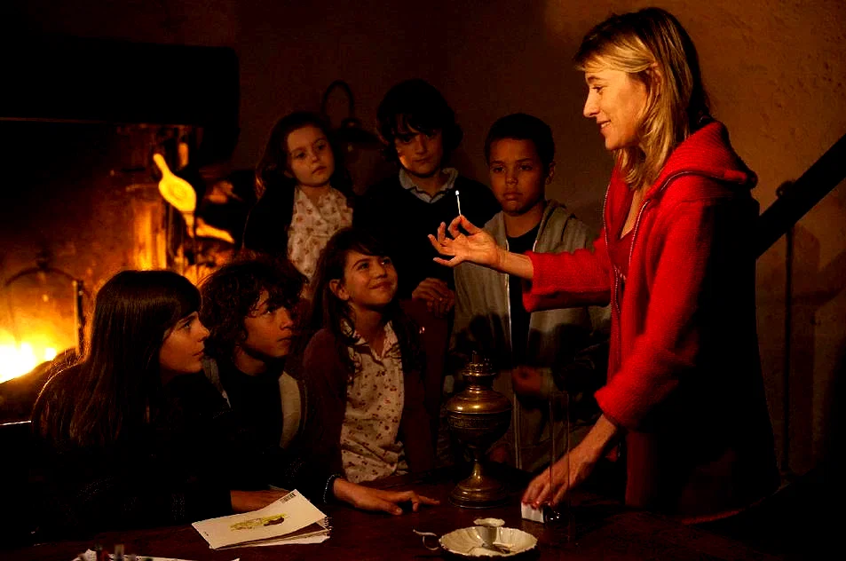 Photo 2 du film : Les mains en l'air