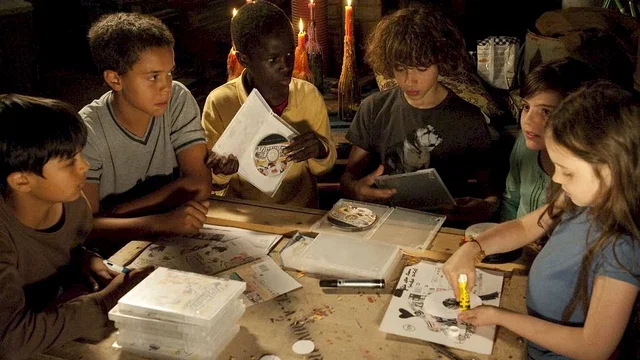 Photo du film : Les mains en l'air