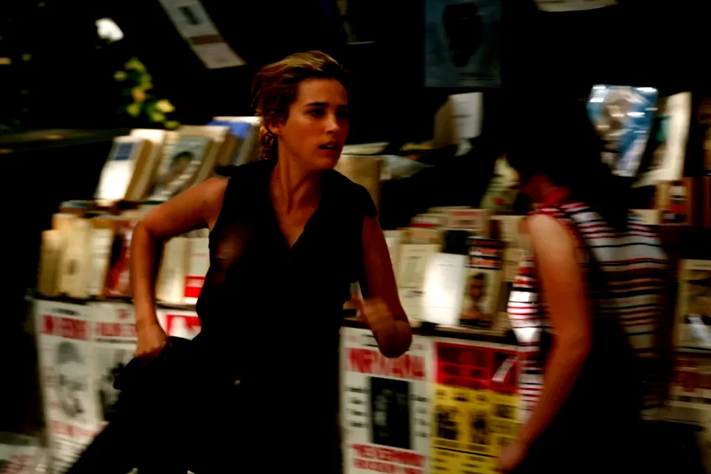 Photo 5 du film : La Blonde aux seins nus
