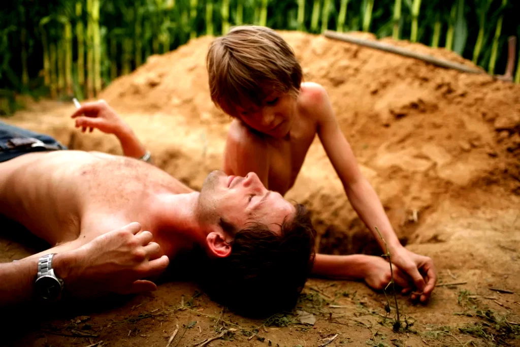 Photo 10 du film : La Blonde aux seins nus