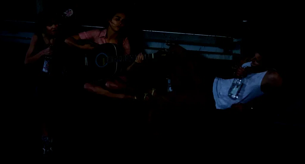 Photo 17 du film : La Blonde aux seins nus