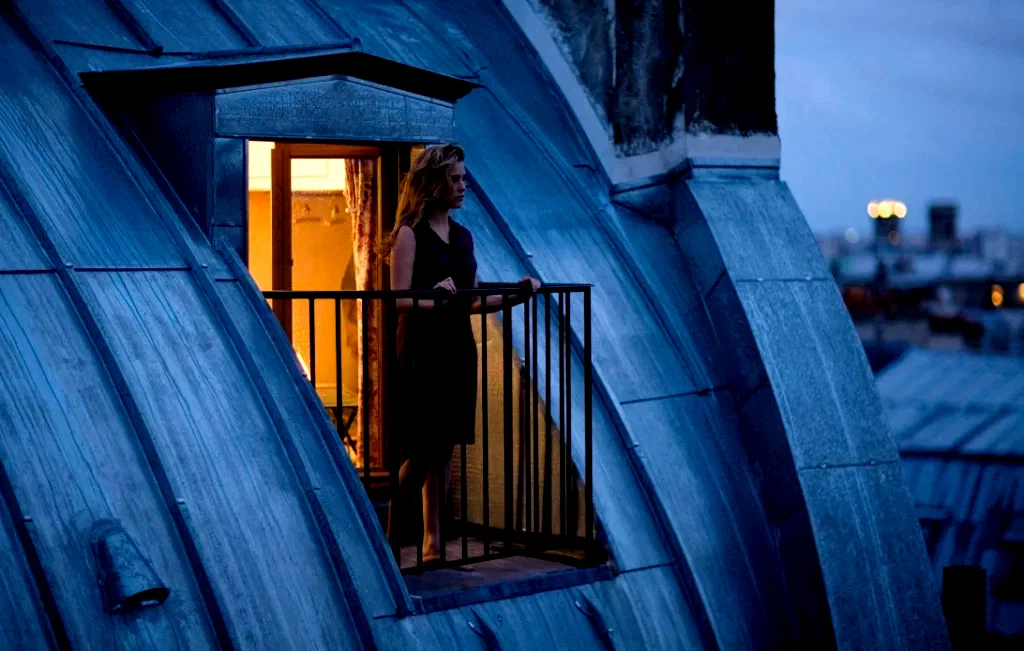 Photo 19 du film : La Blonde aux seins nus