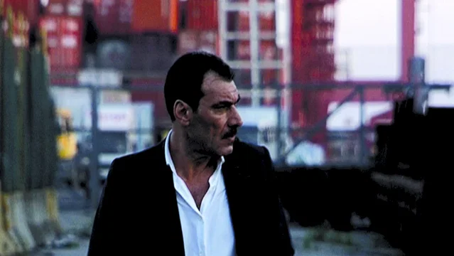 Photo 2 du film : La bocca del lupo 
