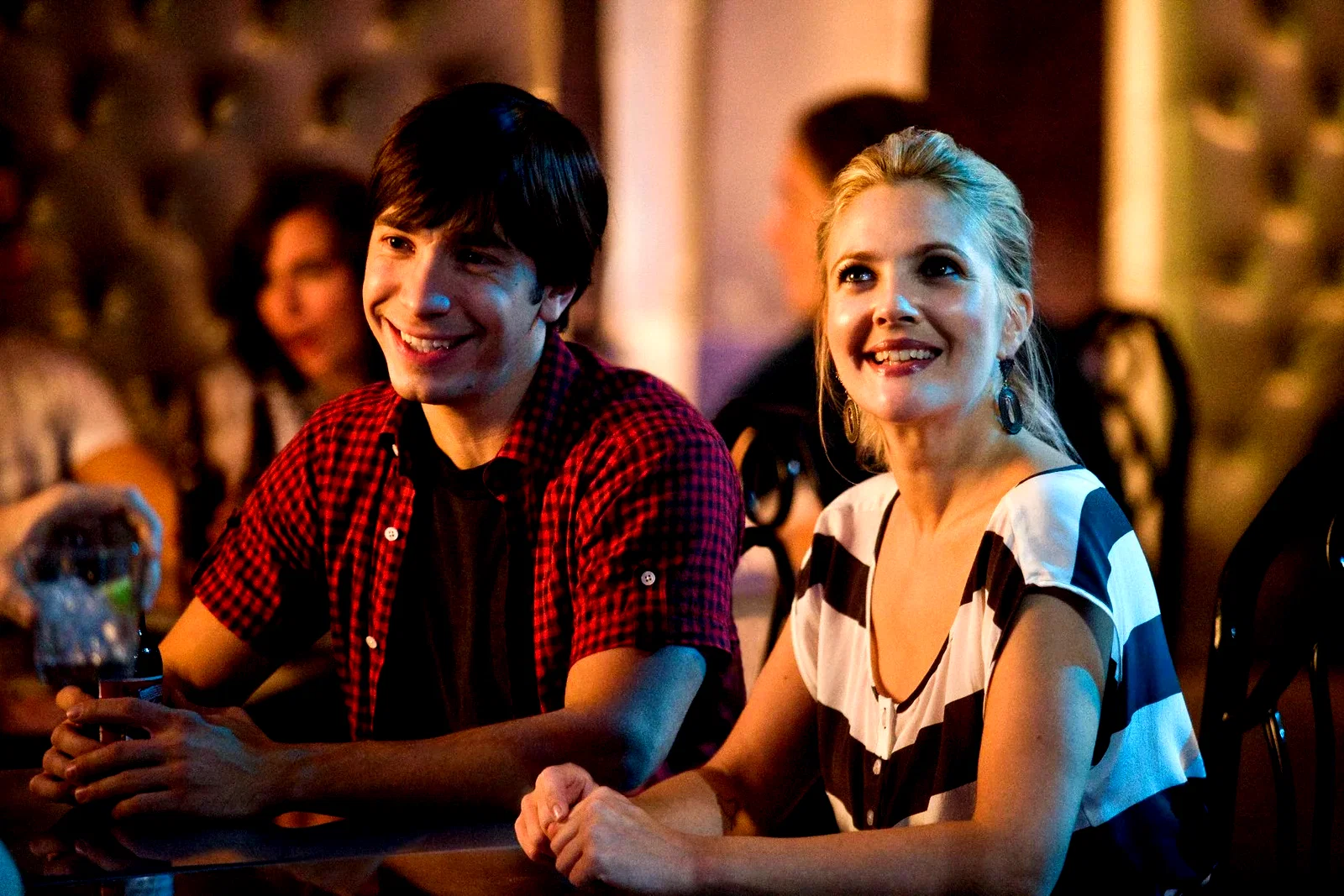 Photo 8 du film : Trop loin pour toi