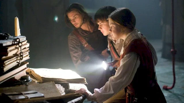 Affiche du film : Le Monde de Narnia : chapitre 3 - L'Odyssée du Passeur d'aurore
