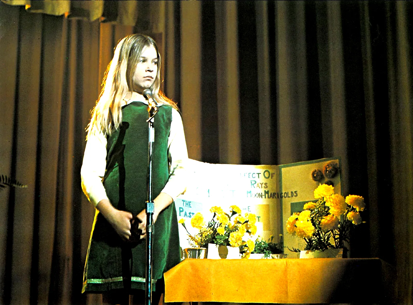 Photo 10 du film : De l'influence des rayons gamma sur le comportement des marguerites