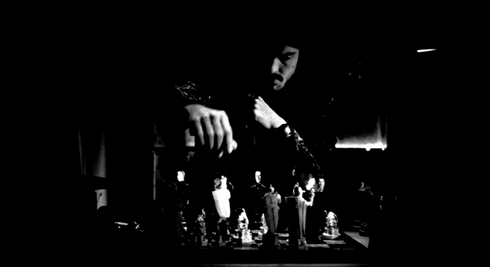 Photo 6 du film : Dharma Guns (La succession Starkov)