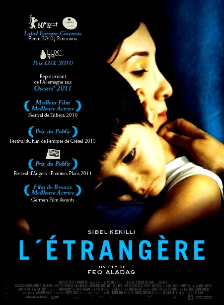 Photo 1 du film : L'étrangère