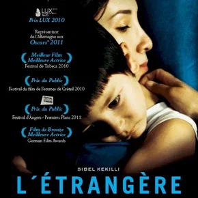 Photo du film : L'étrangère