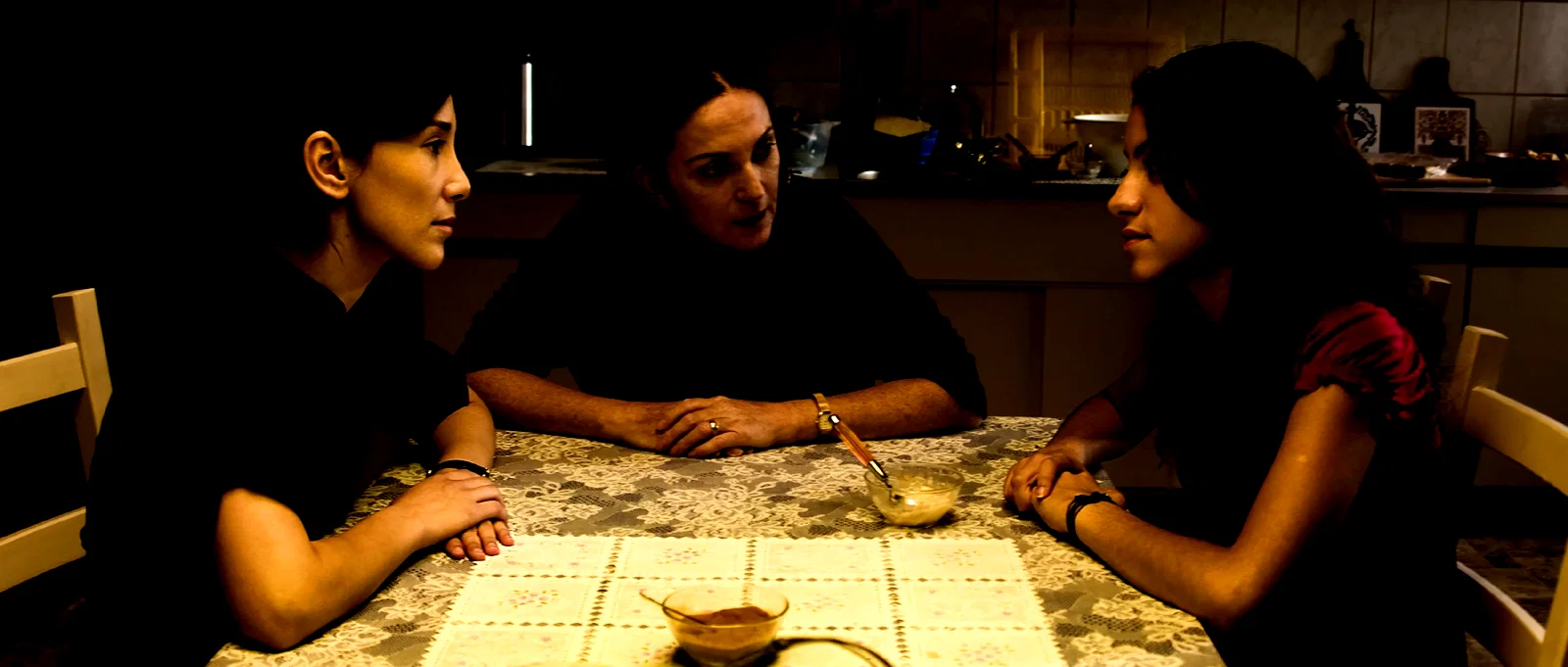 Photo 14 du film : L'étrangère