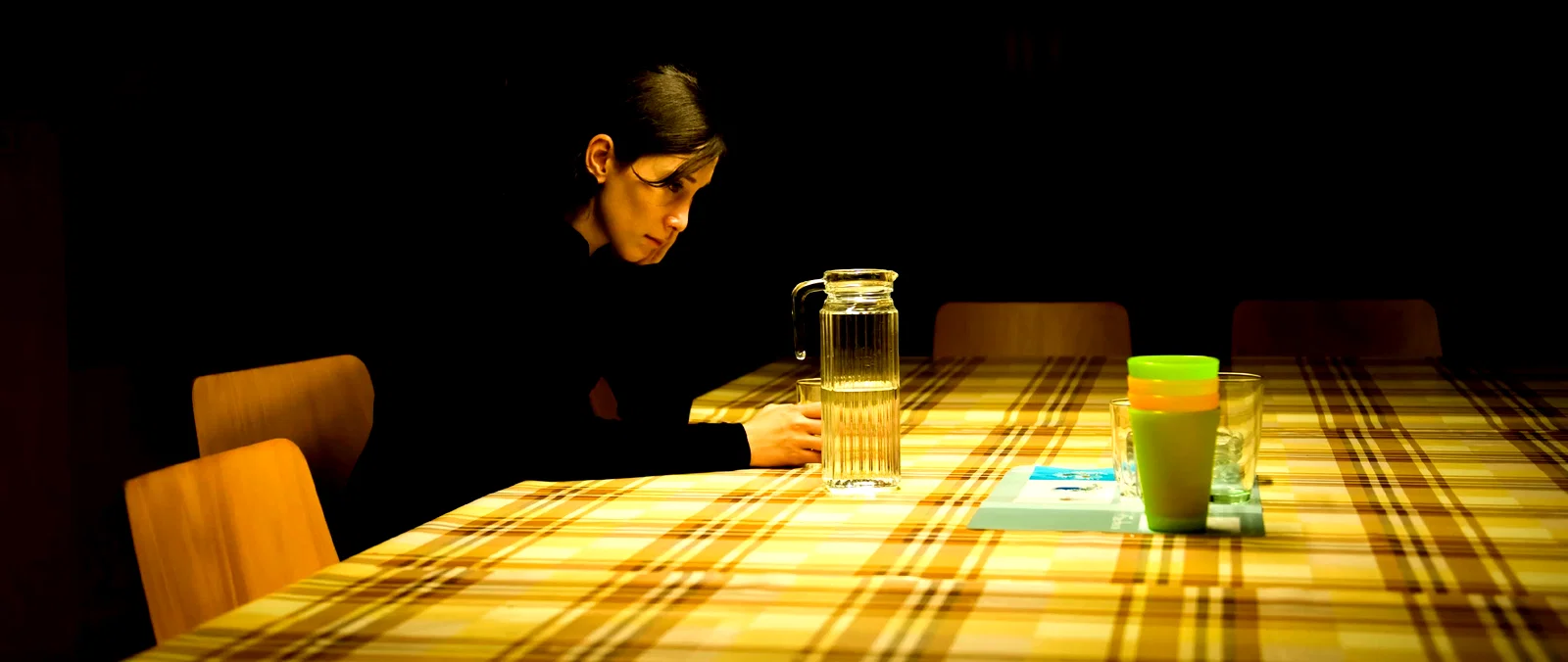 Photo 17 du film : L'étrangère