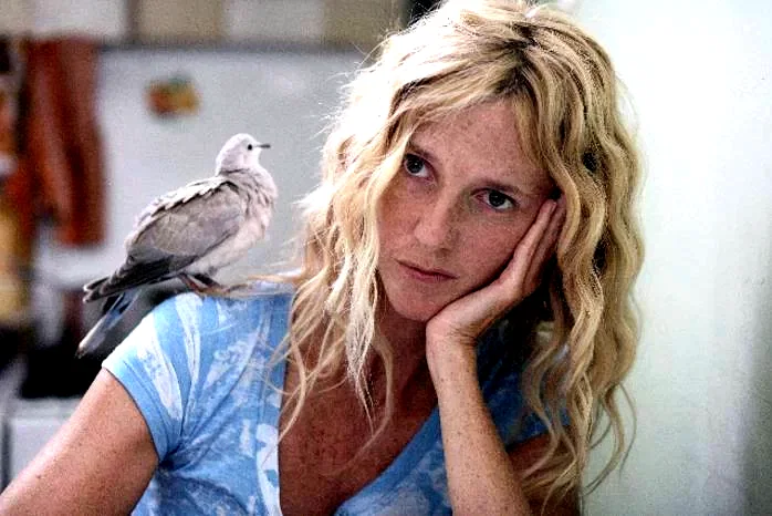 Photo 2 du film : L'oiseau