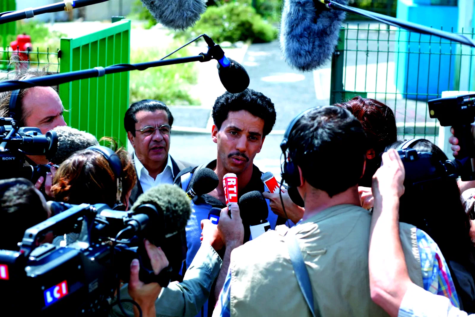 Photo 4 du film : Omar m'a tuer 