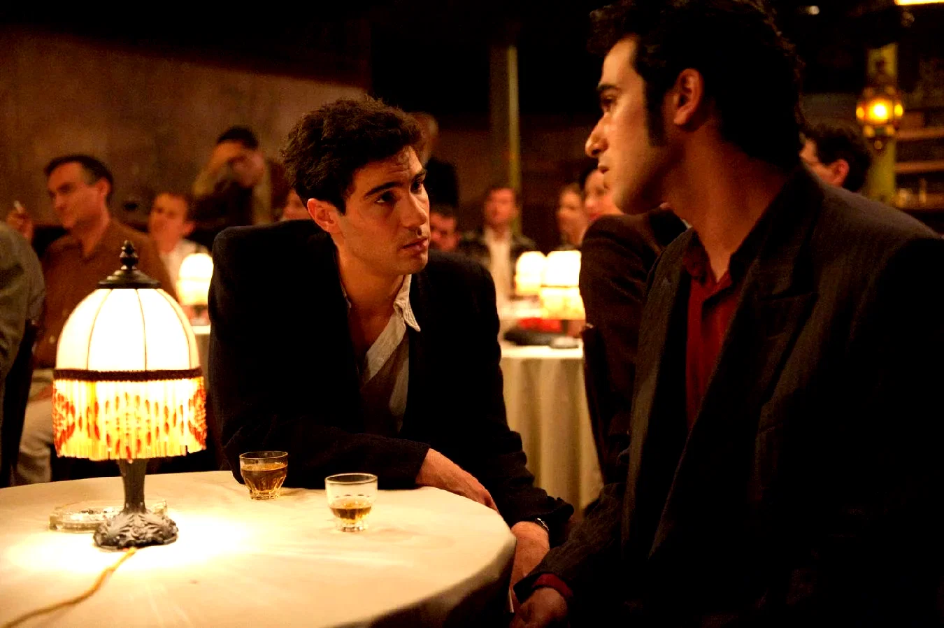Photo 2 du film : Les Hommes libres