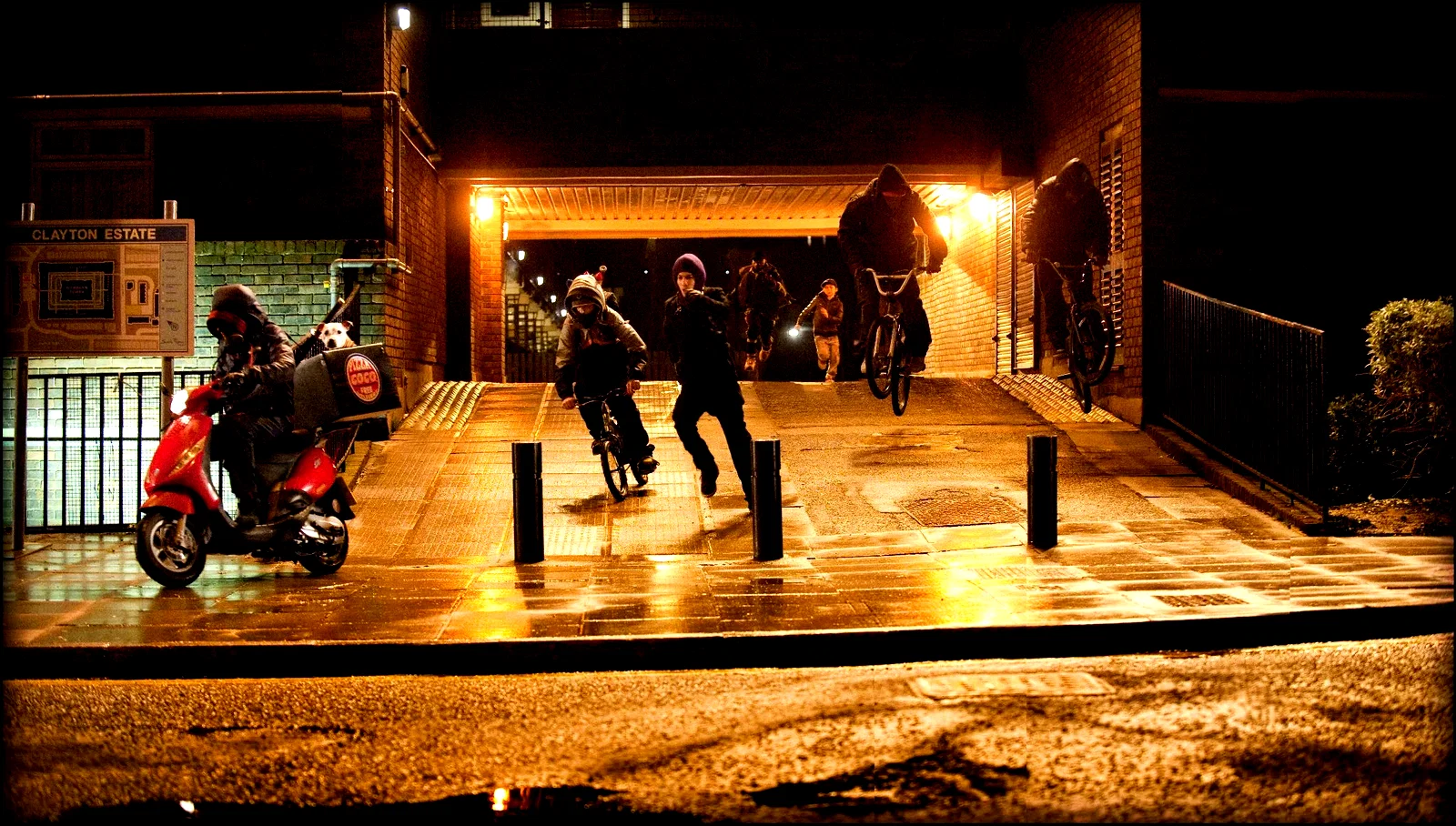 Photo 5 du film : Attack the block