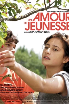 Affiche du film Un amour de jeunesse 