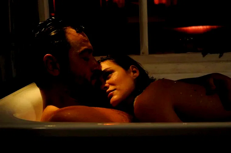 Photo 4 du film : Les Adoptés