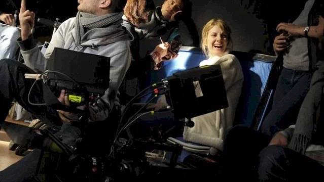 Photo 9 du film : Les Adoptés