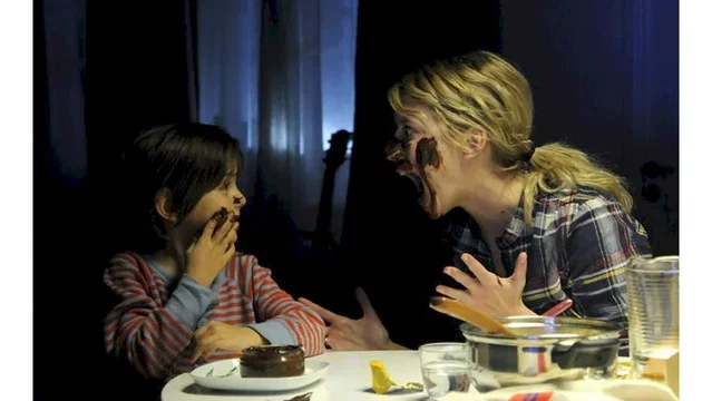 Photo 11 du film : Les Adoptés
