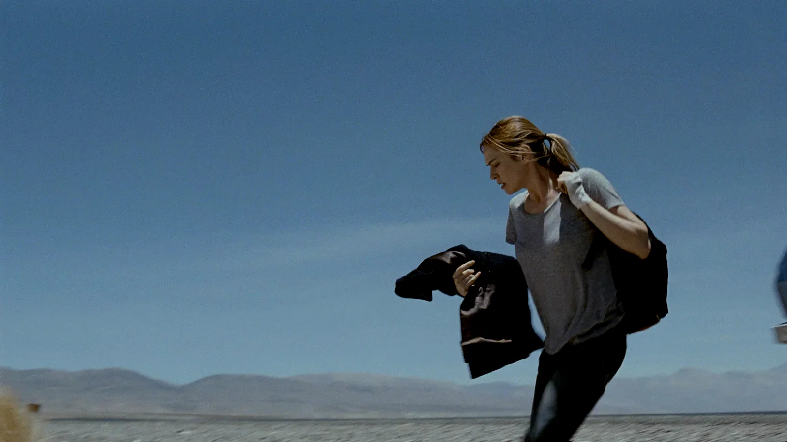 Photo 12 du film : Another Silence