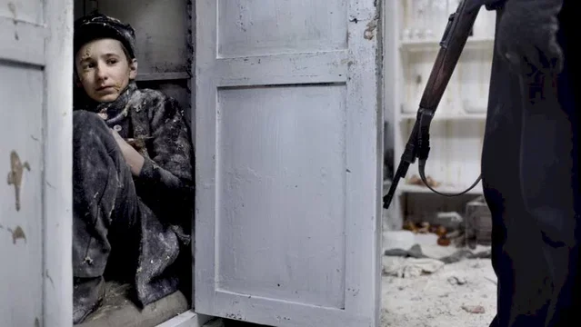Photo 9 du film : Les révoltés de l'île du diable 