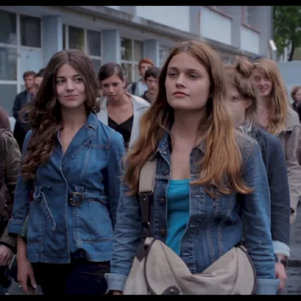 Miniature photo du film : 17 Filles